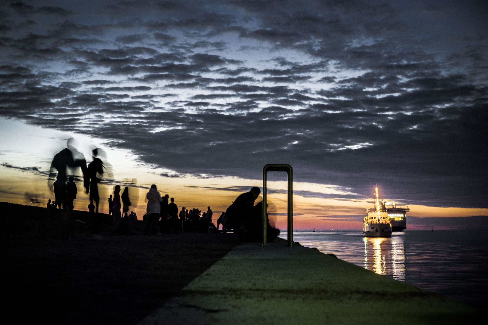 Warme Nacht in Warnemünde 2