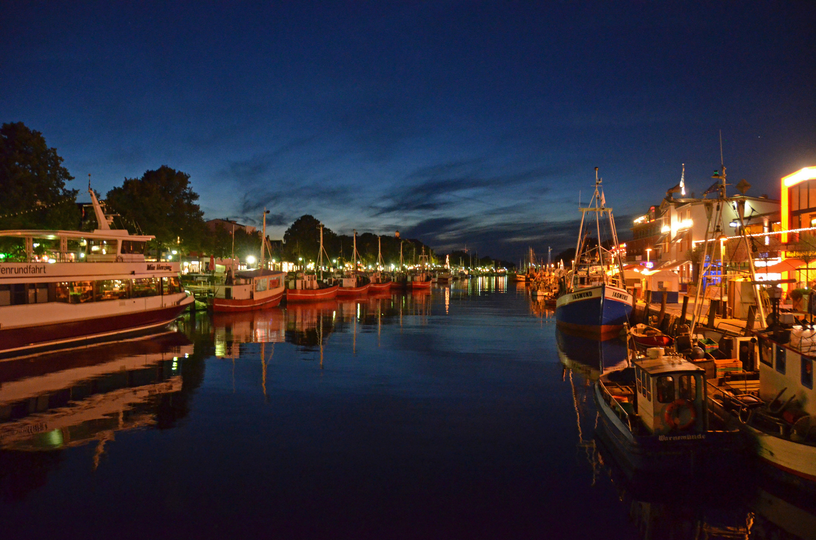 Warme Stunde in Warnemünde...