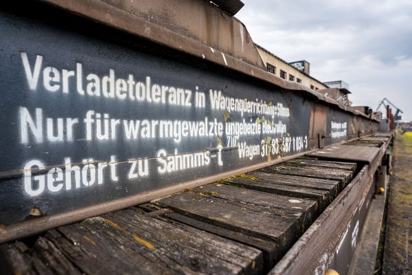 warmgewalzt & ungebeizt