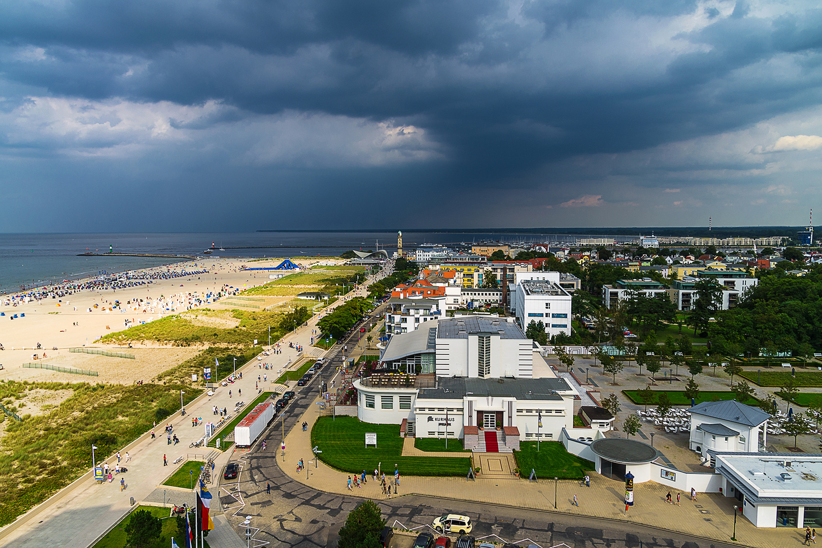 Warnemünde 106 ...