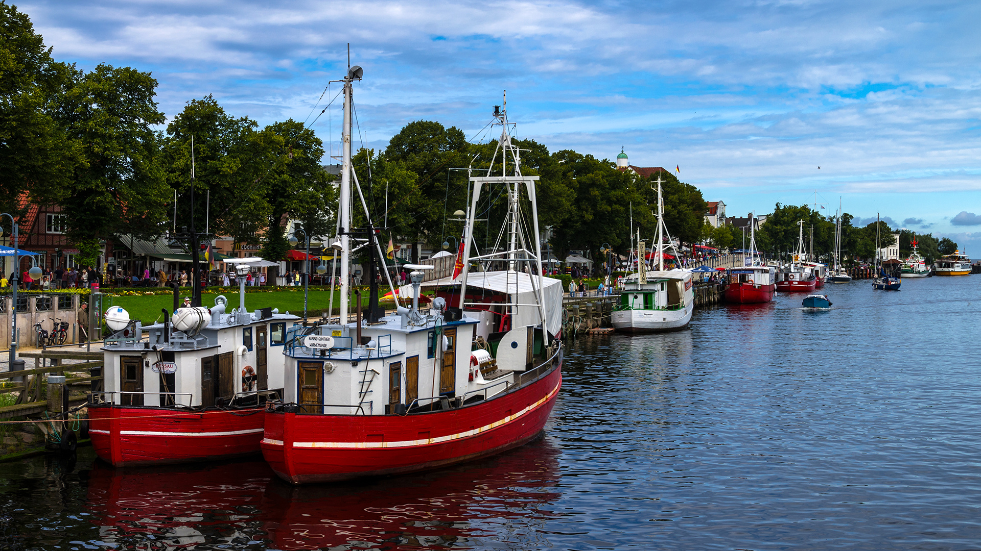 Warnemünde 112 ...