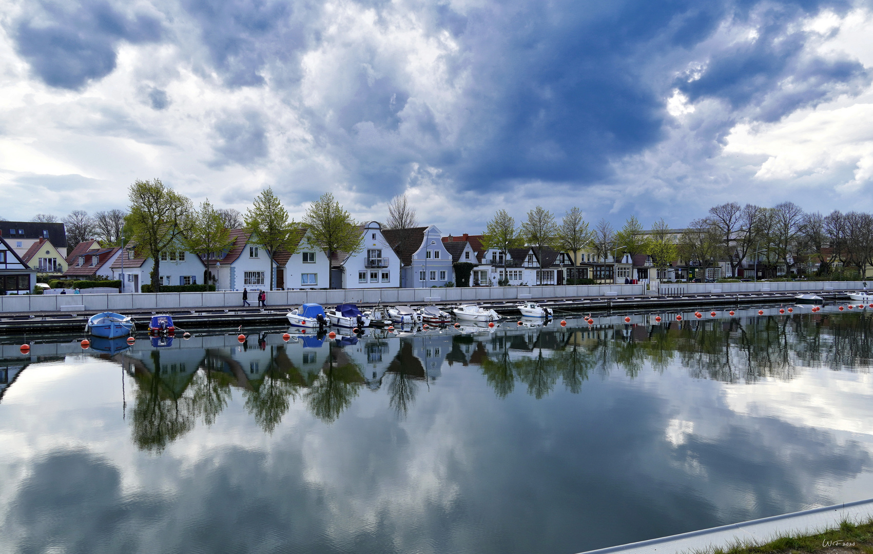 Warnemünde - Alter Strom