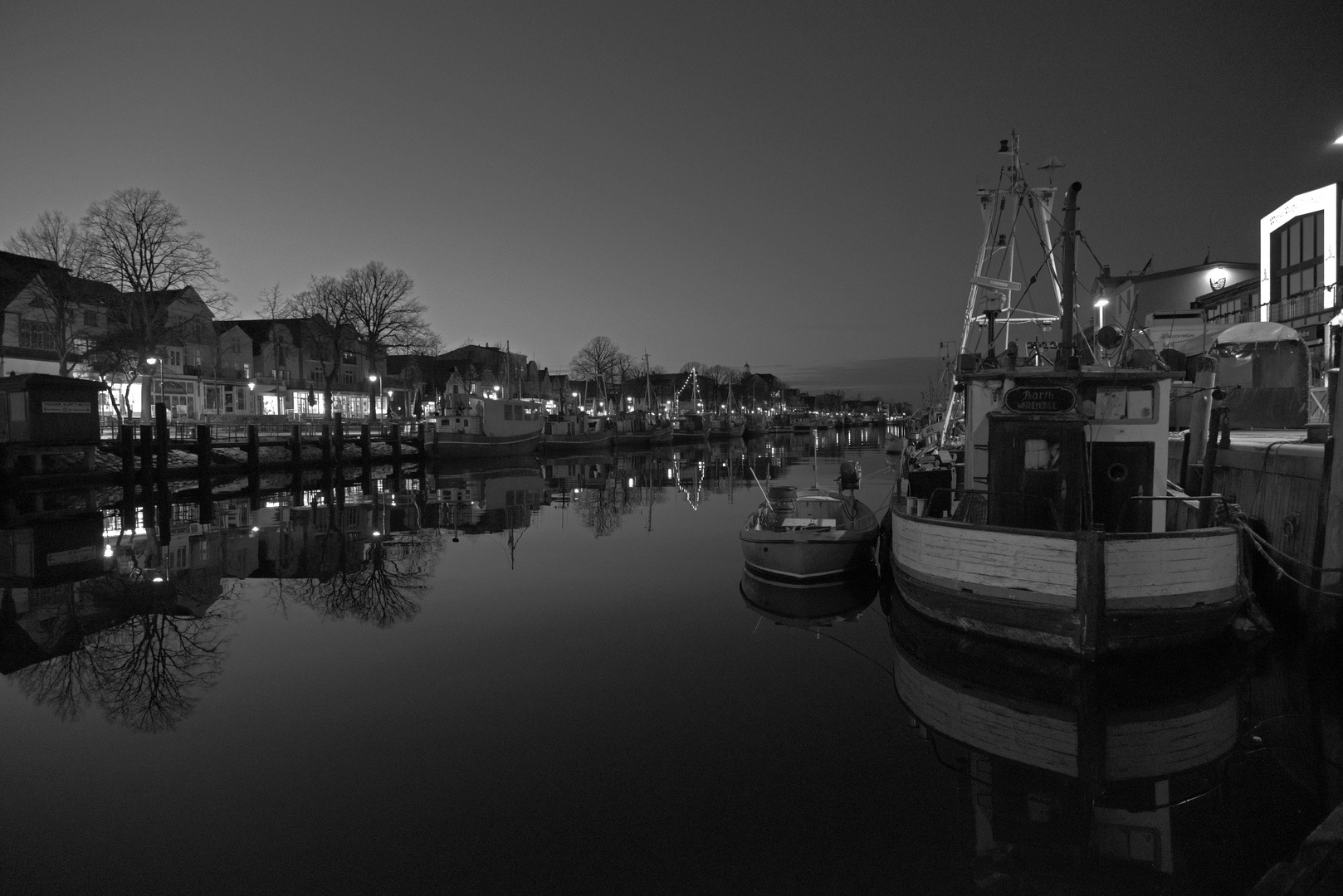 Warnemünde - Alter Strom during "blue hour" after sunset