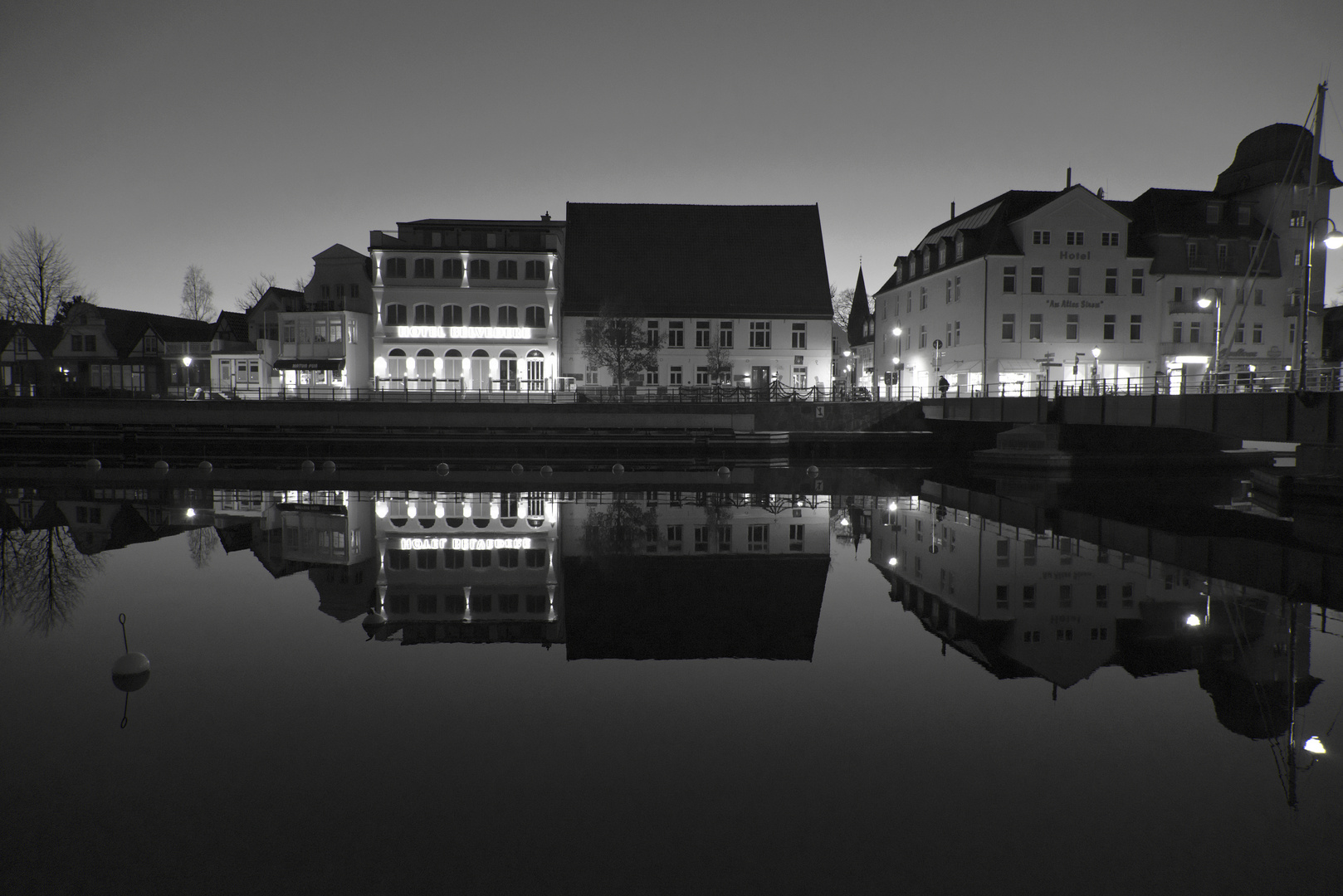 Warnemünde - Alter Strom during "blue hour" after sunset