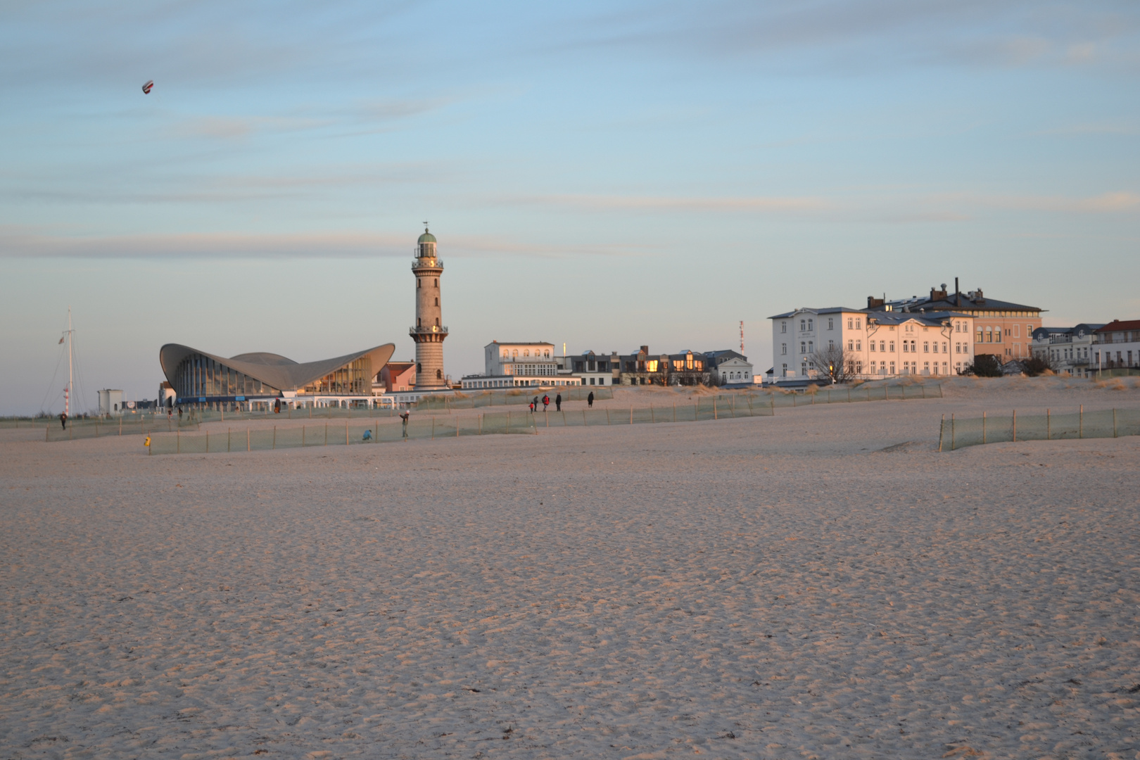 Warnemünde am Abend