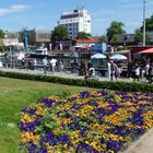 Warnemünde  -  Am alten Strom ist immer was los  ...