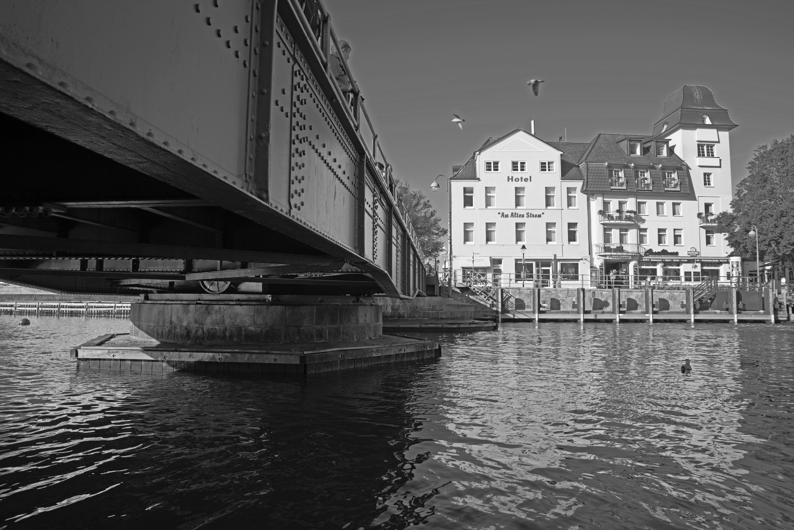 Warnemünde - "Am Strom"