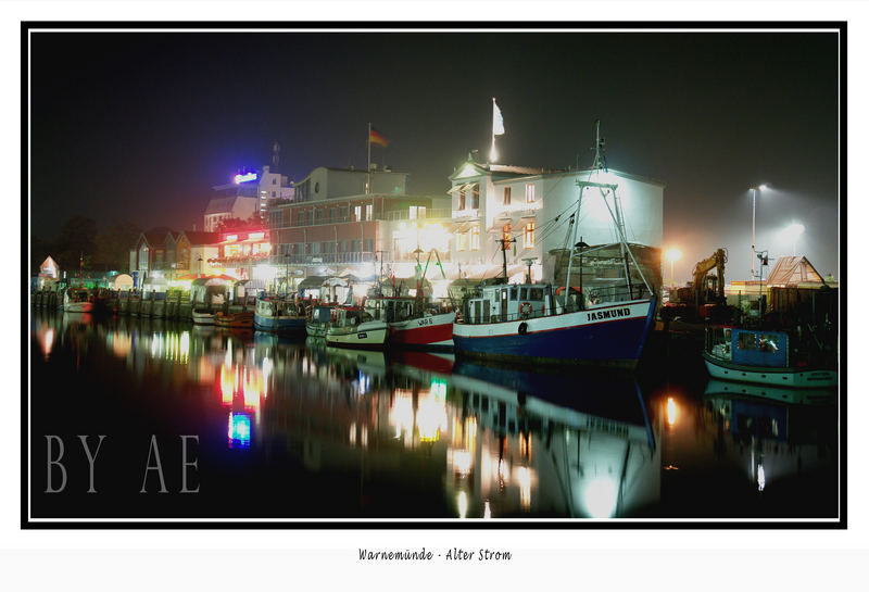 Warnemünde by night !