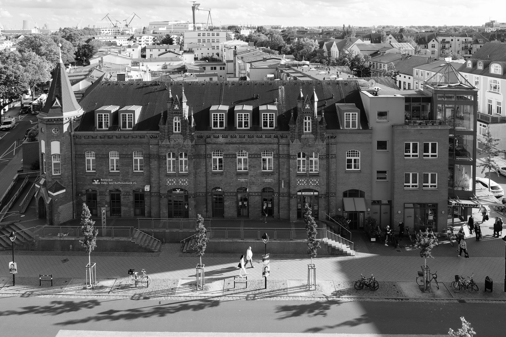 Warnemünde Kirchenplatz - old post office, built 1889