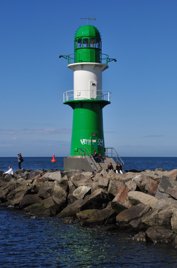 Warnemünde Leuchtturm auf der Westmole