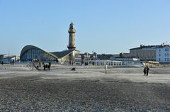 Warnemünde mit Teepott und Leuchtturm