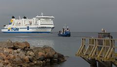 Warnemünde , Postkartenmotiv