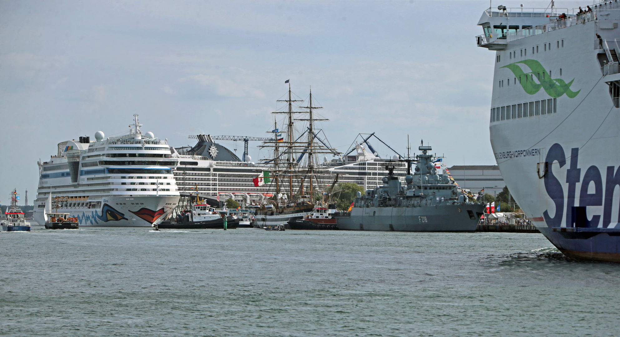 Warnemünde (Rostock) - Hafen - 