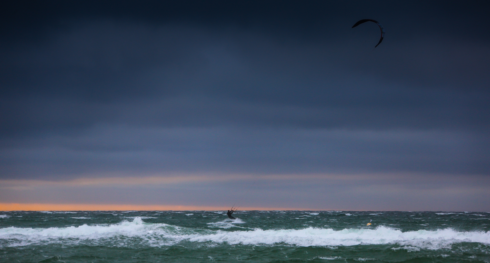 Warnemünde Surfer 1