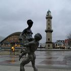 Warnemünde- Teepott und Leuchtturm