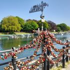 Warnemünde -  Viele Liebesschlösser ...