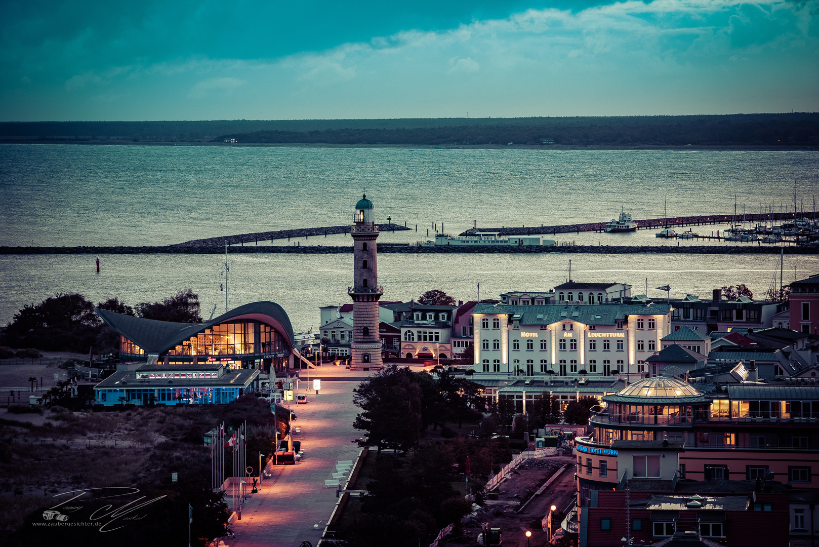 Warnemünde zur Morgenstunde