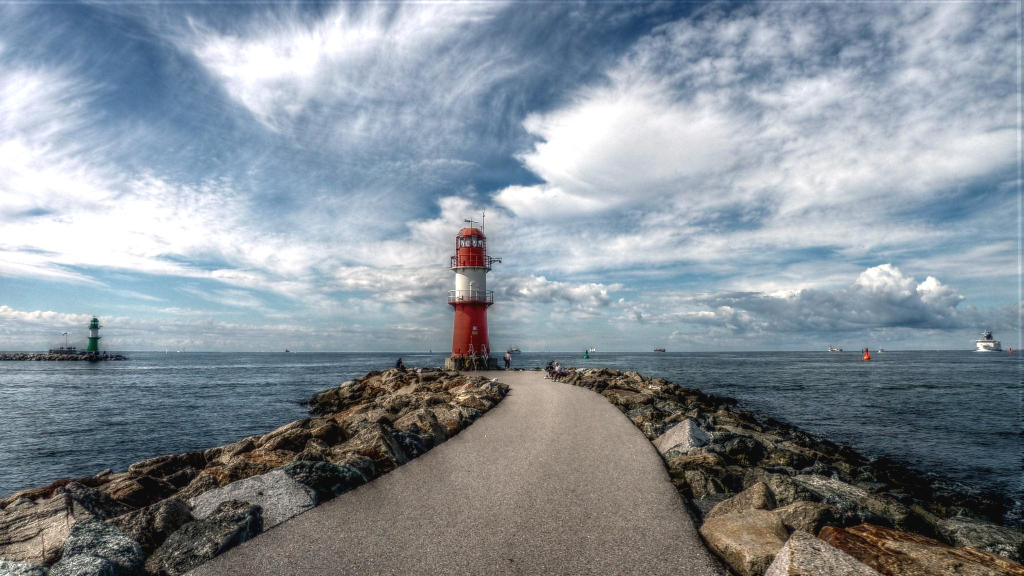 Warnemünder Leuchtturm HDR-Versuch