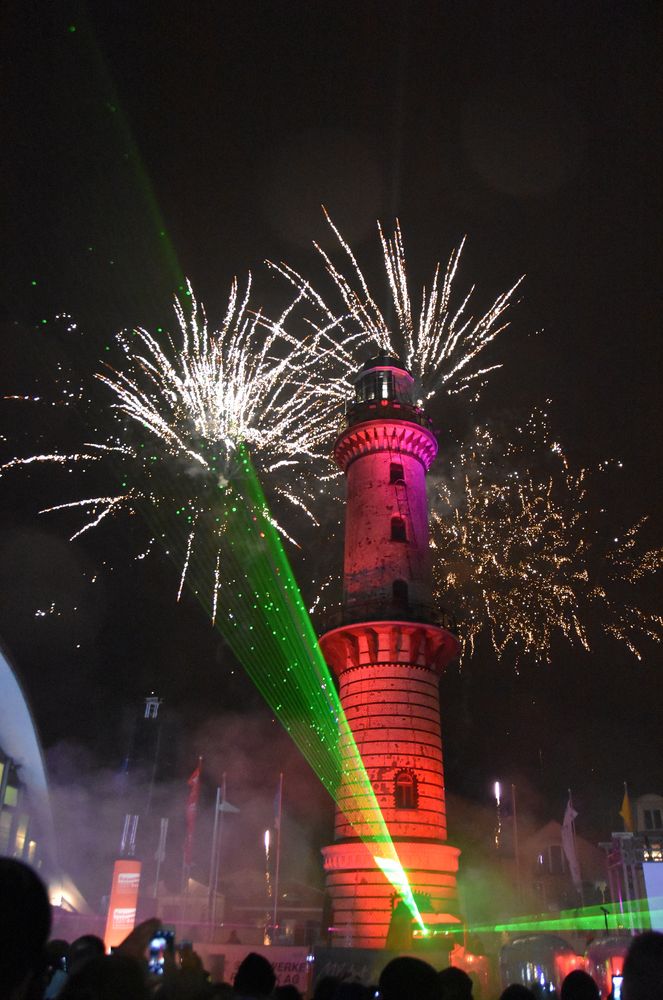 "Warnemünder Turmleuchten" Neujahr 2017 (3)