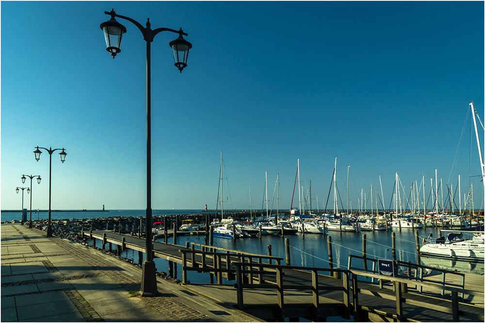 Warnemündes Tor zur Ostsee