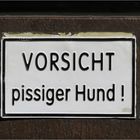 Warnung vor dem Hunde