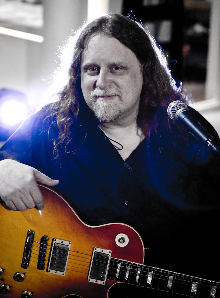 * Warren Haynes *