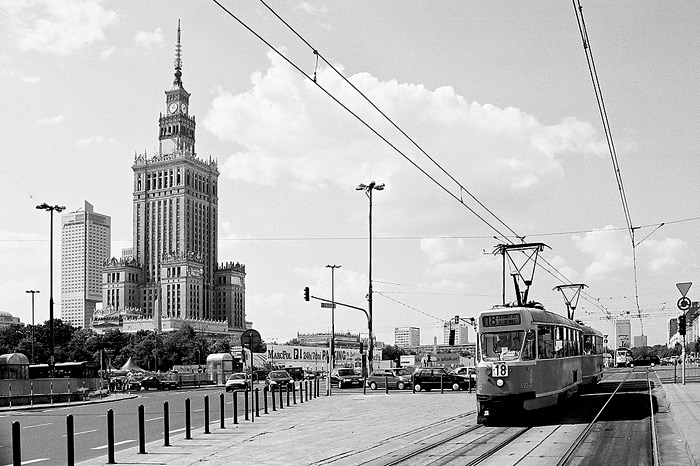 Warszawa, Kultur Palast mit Strassenbahn
