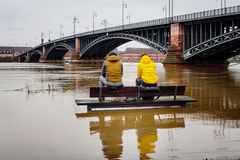 Warten auf das Boot 