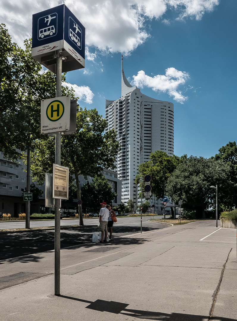 Warten auf den Bus