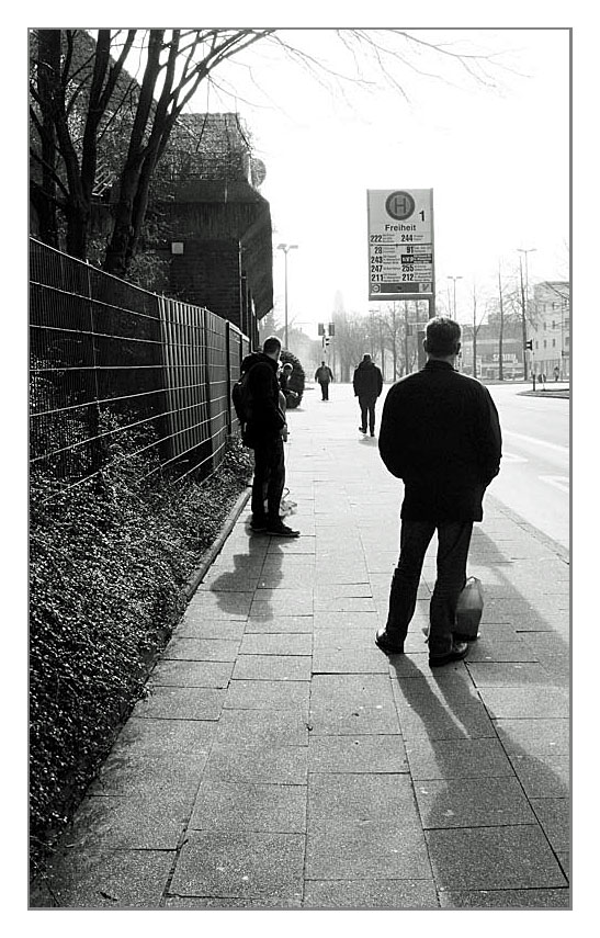 Warten auf den Bus