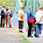 warten auf den Bus (Glienicker Brücke)