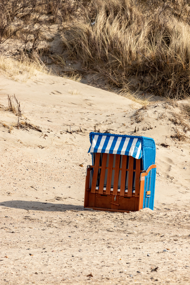 Warten auf den ersten Badegast