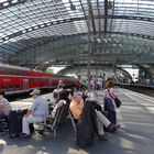 Warten auf den ICE 693 Berlin (Ostbahnhof) - München Hbhf