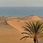 Warten auf den Sonnenuntergang in den Dünen von Playa del Ingles ...