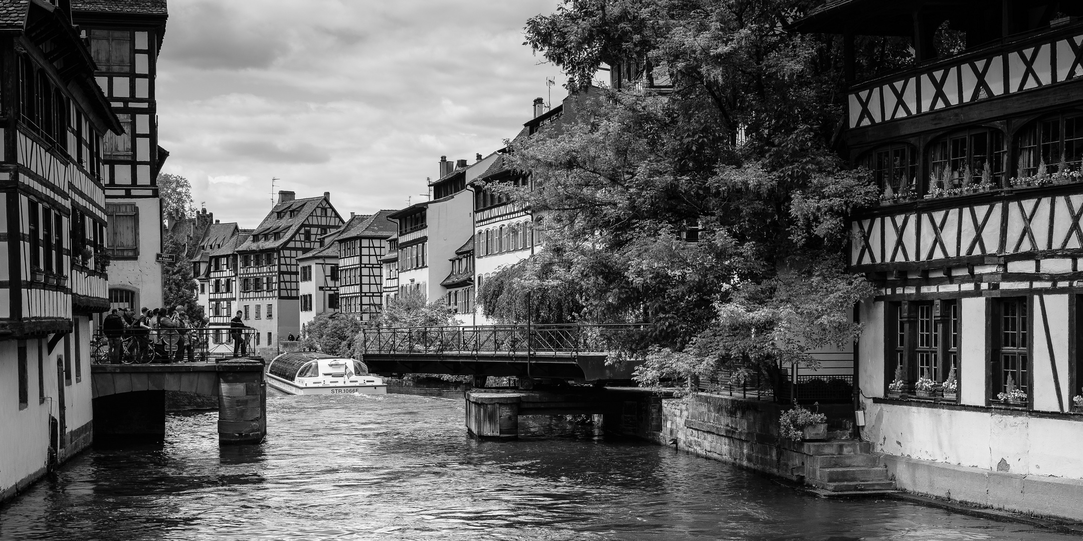 Warten auf die Brücke