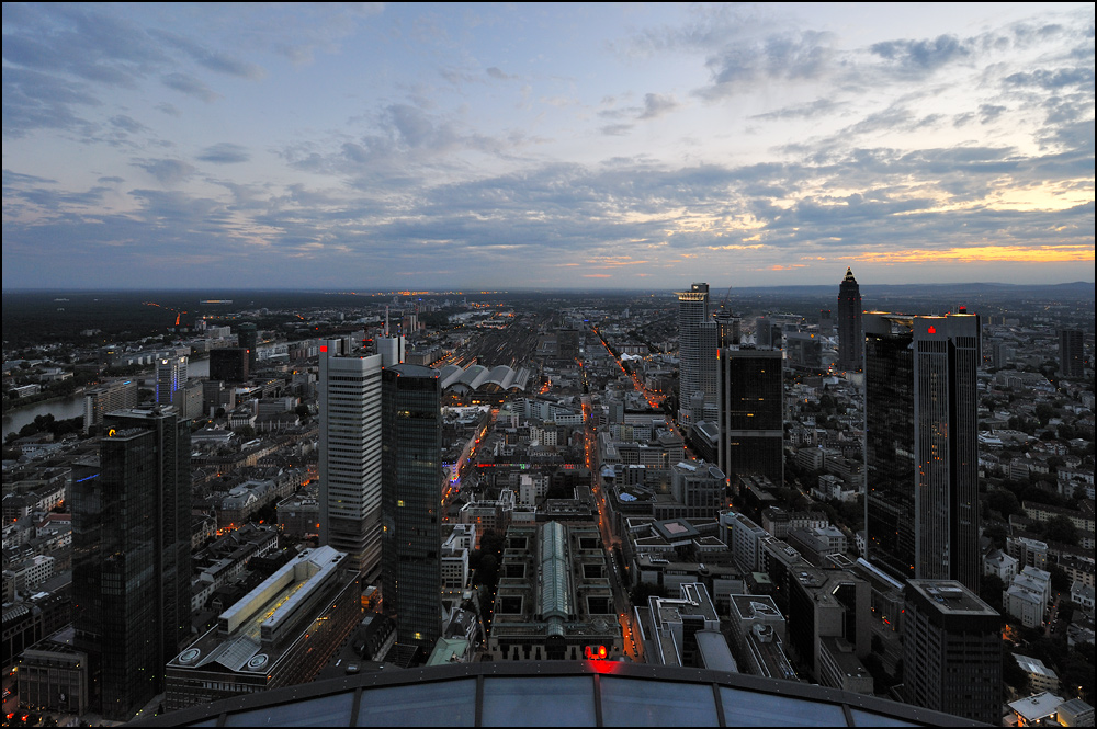 [ Warten auf die Lichter der Stadt ]