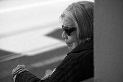 Warten auf die Strassenbahn ....