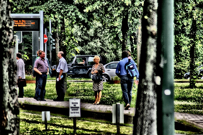 Warten auf die Tram