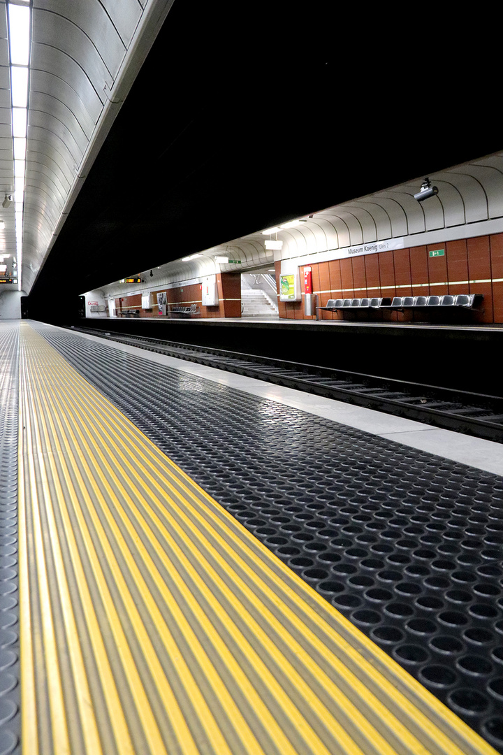 Warten auf die U-Bahn