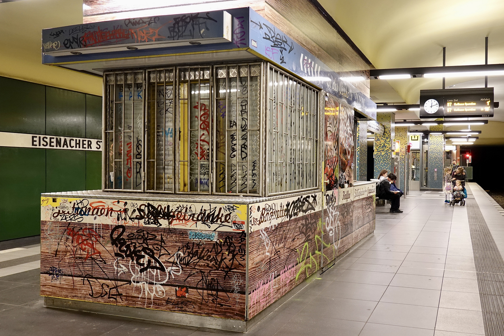 Warten auf die U-Bahn