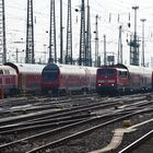 Warten auf Einfahrt in den Frankfurter Hauptbahnhof