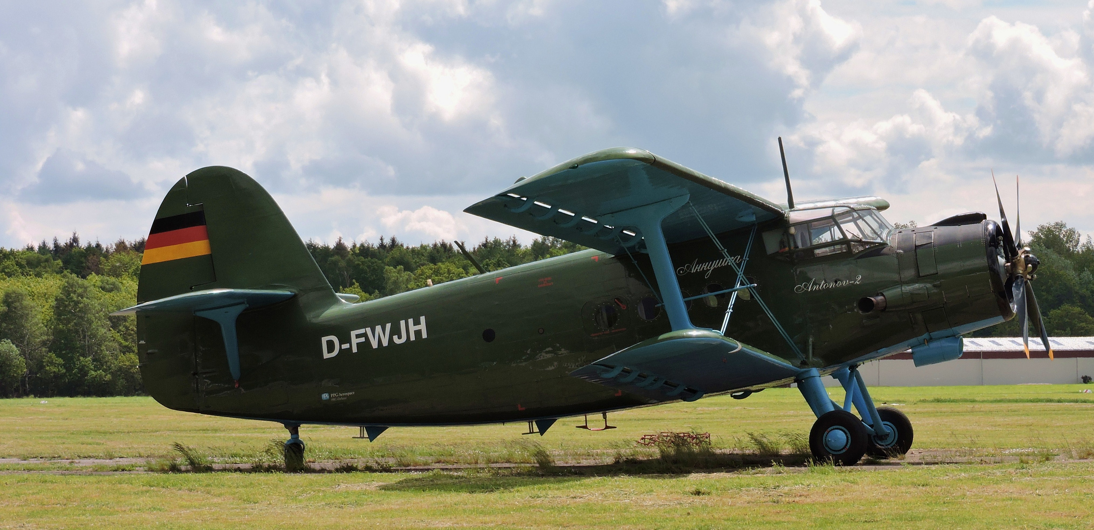 ......warten auf Fluggäste bei den Old Classics 2015