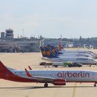 Warten auf Passagiere ... am Flughafen Düsseldorf