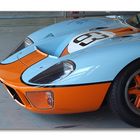 Warten in der Box - Ford GT40 Gulf - powered by Roush