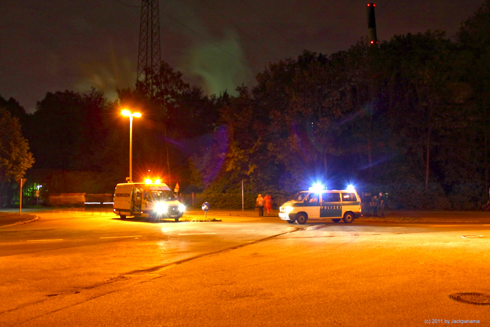 Warten und Vorbereitung auf den großen Schwertransport - Gleich geht´s endlich los!