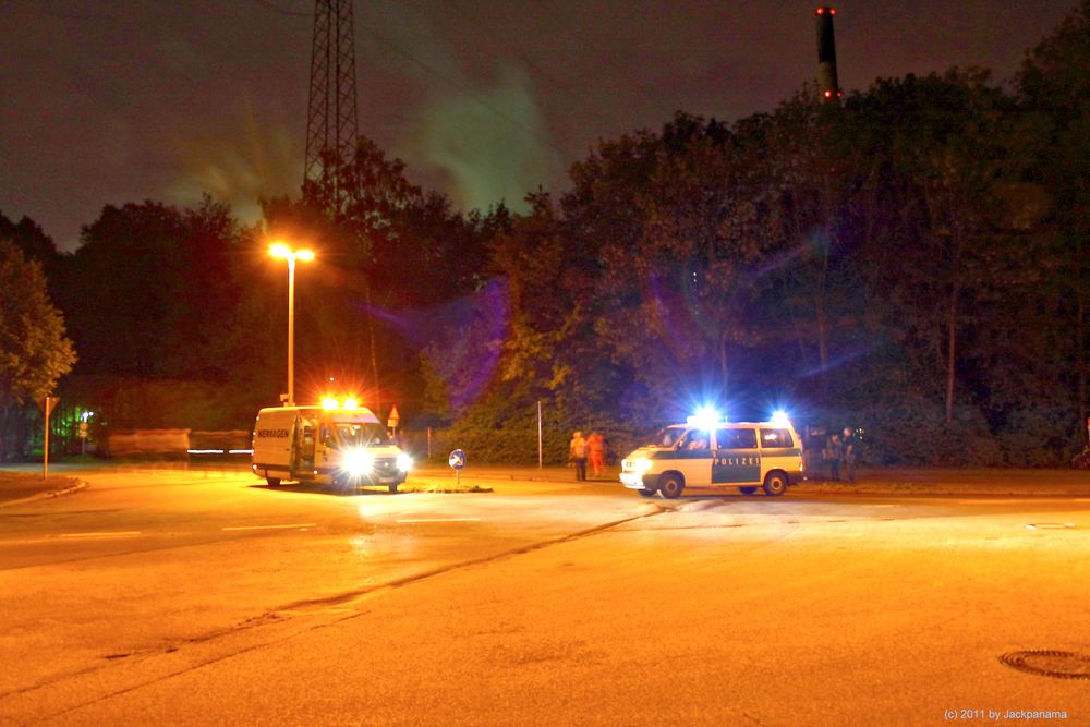 Warten und Vorbereitung auf den großen Schwertransport - Gleich geht´s endlich los!