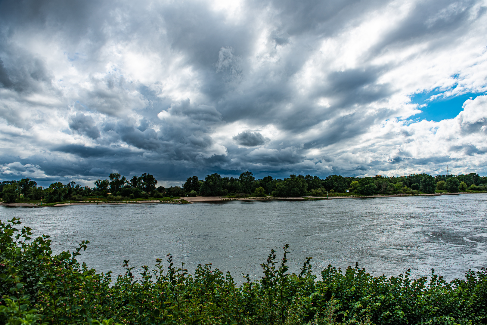   Warum ist es am Rhein so schön. C_3245