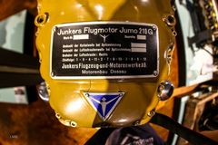 Was für ein Motorenschild!