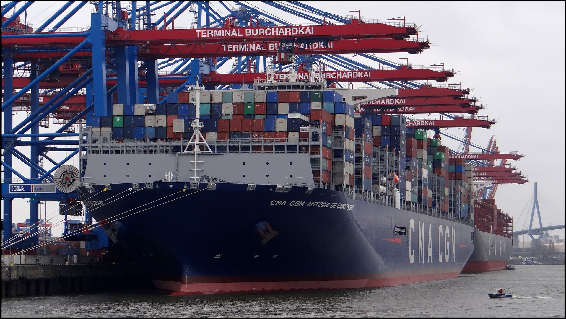 was für ein Name..."CMA CGM ANTOINE DE SAINT EXUPERY"