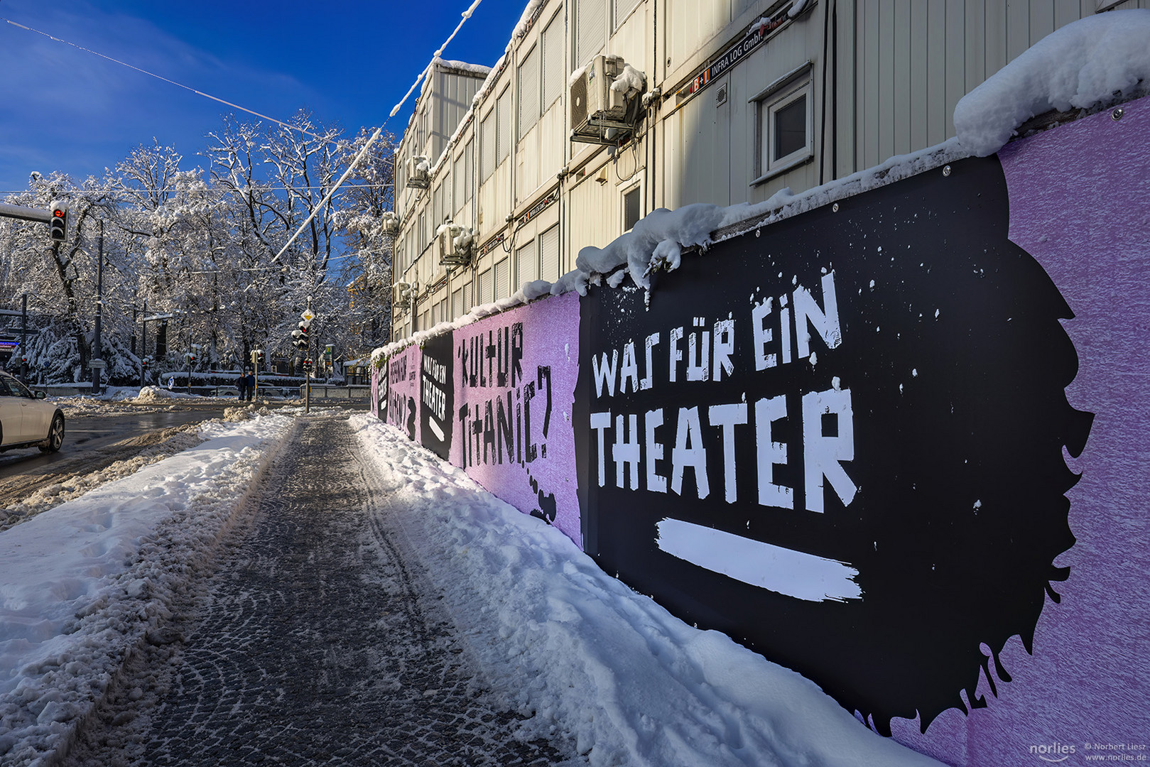 Was für ein Theater